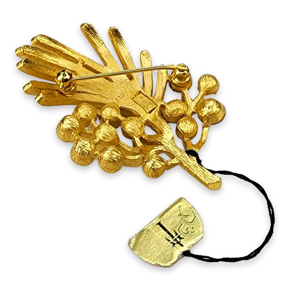 Trifari Vintage Gold Tone Clear Rhinestone Brooch Pin Flower Leaf New Old Stock - Picture 7 of 9